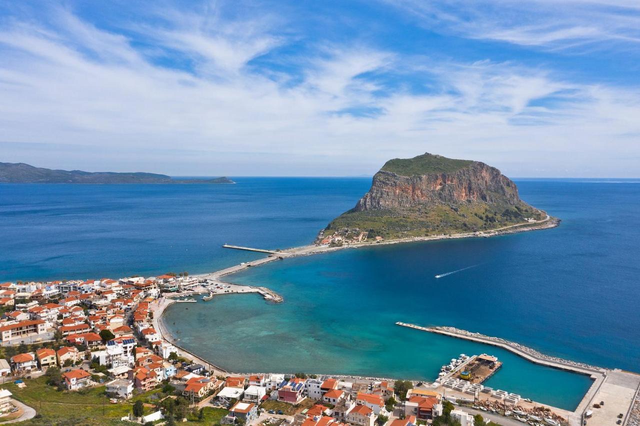 Mare E Pietra *